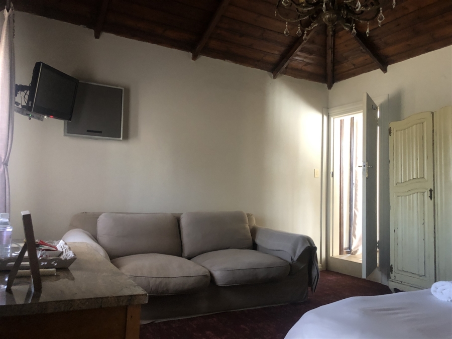 7 Bedroom Property for Sale in Parys Free State